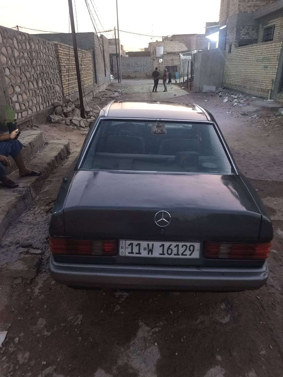 االسلام عليكم مارسدس 190للبيع او مراوس موديل 1990محورة كير ومكينه ونجي قواعد دبلات بلادية مكفولات رقم بغداد انكليزي سيارة عايزة ترتيب السعر 35وبيه مجال مكان السيارة النجف كوفة شارع المطار للستفسار ***********
