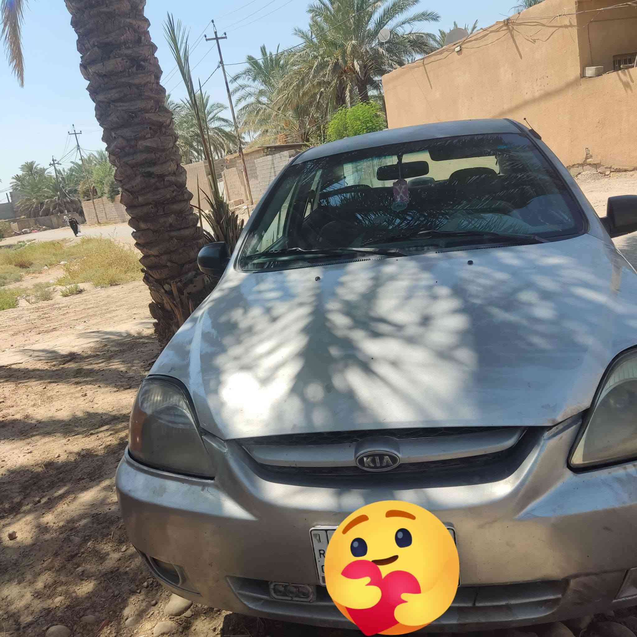 كيا ريو 2005 1600
مكينه وكير مكفولات مكينتها 1600 ناعمة تخبل 
مصبوغة حزام 
السيارة بأسمي 
السعر 43 وبي مجال بسيط 
للتواصل ***********
