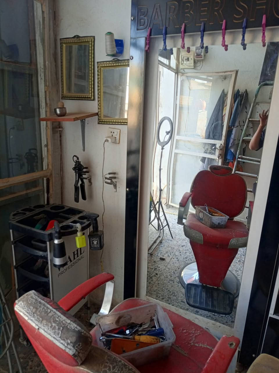 أثاث حلاقه
رفوف 2
مرايات 2
عرباين 2
كراسي 2
مغسله 1
مجموعه متكامله نواعم حلاقه مقصات مشاطه شفرات حافضات كل نواعم الحلاقه
مستعجل على بيعته 
رقم الهاتف ***********
بغداد حي النصر الولدايه
@الجميع
@الكل
