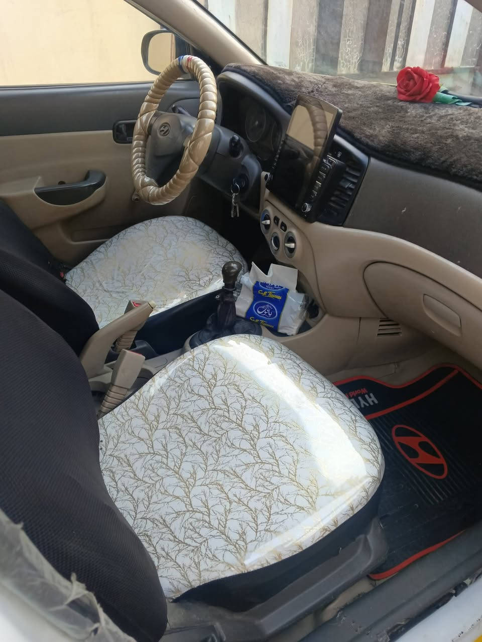 اكسنت كوري • ٢٠١١ • قابل تفاوض