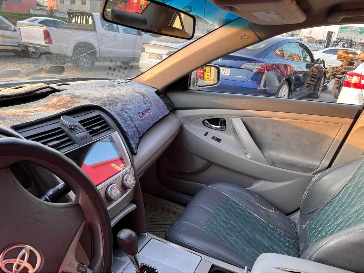 Toyota camry 2011 ئەمریکی سەیارەکی توندو تۆلە بێکێشەیە بێمەسروف 
سەیارەکە غازە حکومی ٢٠٠ دینار  لە موصل کەرکوک  
جاهزە 
جاملغو نیو بۆنیت سبوغە  
0️⃣7️⃣5️⃣1️⃣1️⃣9️⃣0️⃣9️⃣1️⃣0️⃣0️⃣ أربيل, العراق
