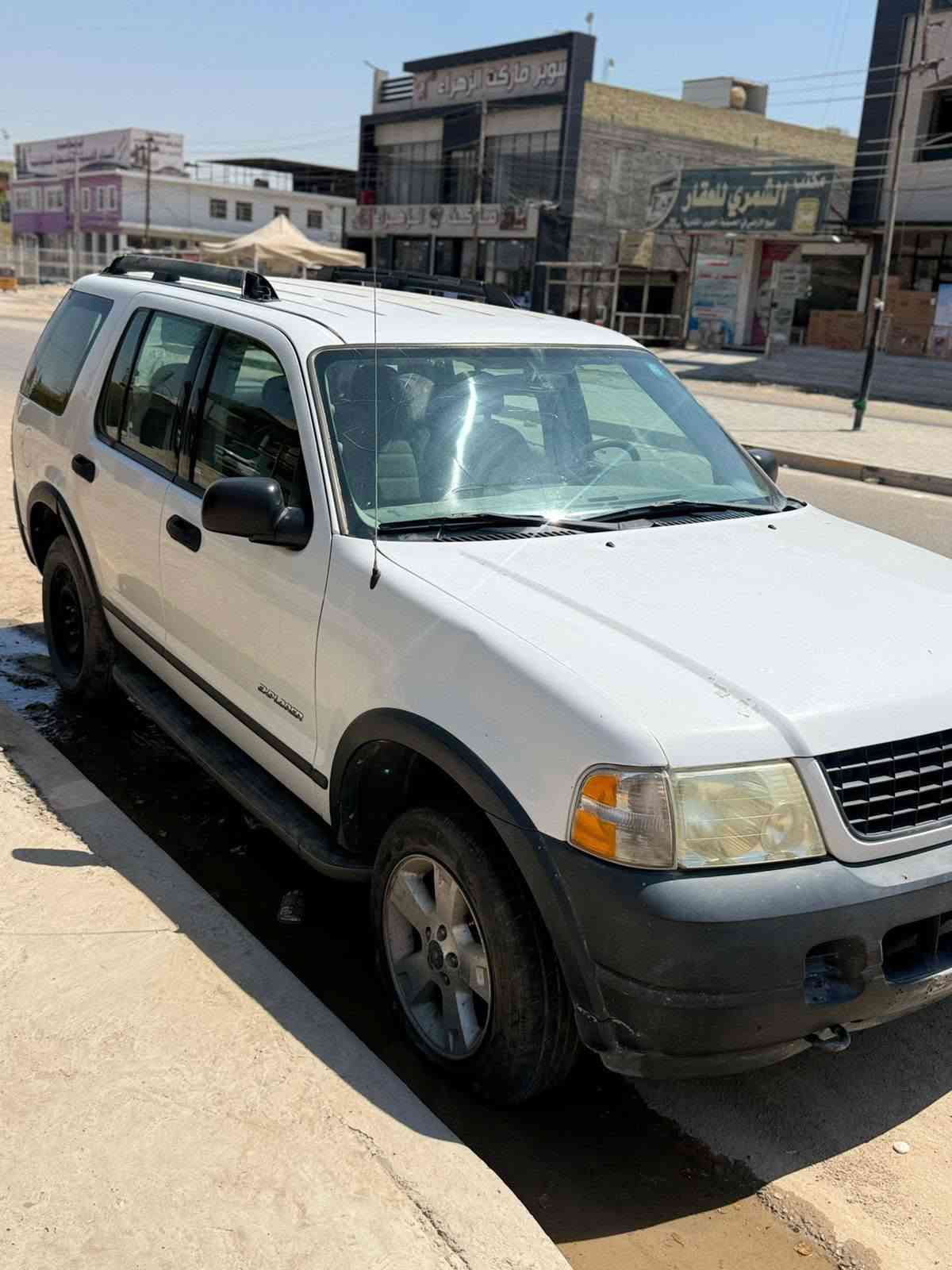 اكس بلور • ٢٠٠٥ • مزاد الداخلية