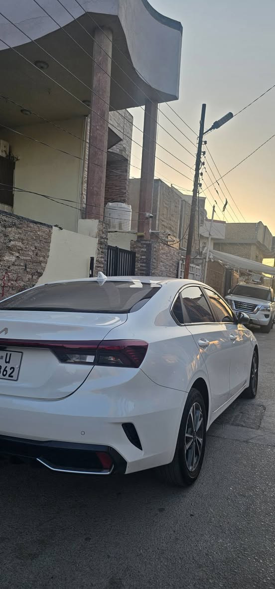 موديل 2024
كيا 3K

ماشيه23

المواصفات فول 

فتحه سقف 

بصمه تشغيل

بصمه ابواب 

تحكمات استيرن 

سايد بريك بصمه 

شاشه كبيره 

تحكمات استيرن 

ويل كروم 

ثلاثه وضعيات انضمه قيادة 

رقم اربيل تحويل 

مكفولة كفاله عامه

مكاني كربلاء 

***********

السعر 135 وبيه مجال
