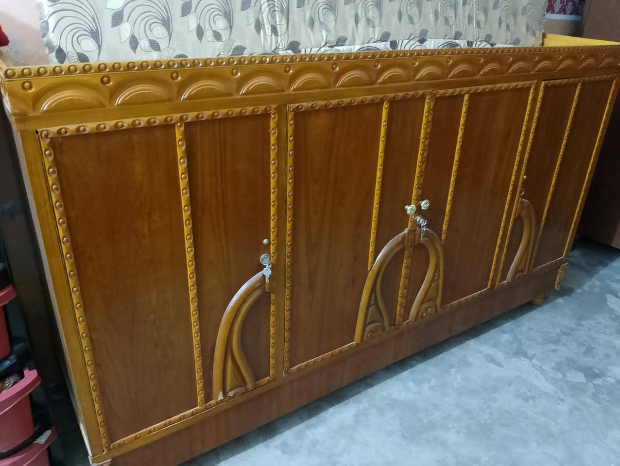 مناميه للبيع
طول 2 متر
عرض 60 سم
ارتفاع متر 15 سم
سعر 300 بي مجال
***********
