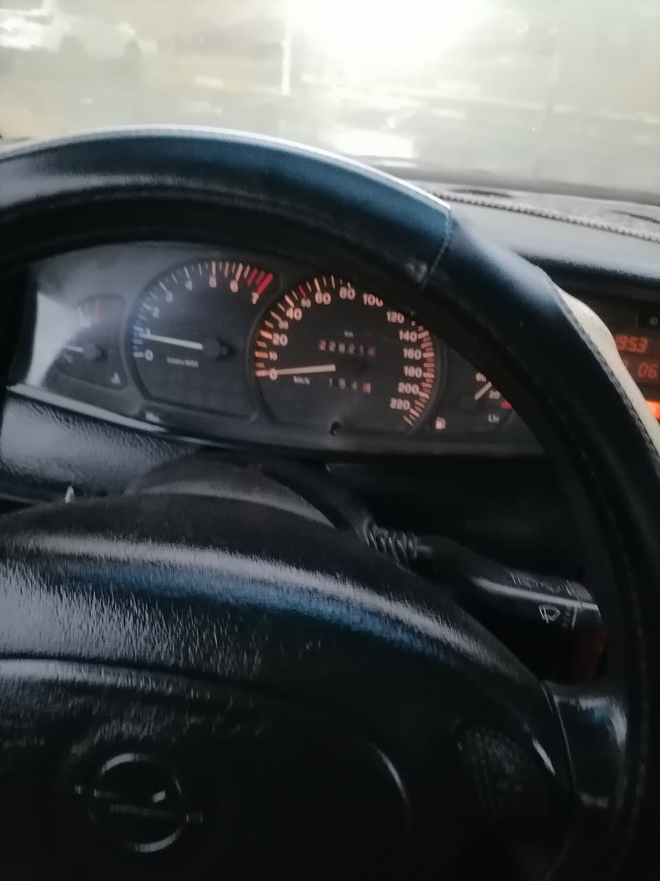 اوبل اوميكا بزون ١٩٩٤ رقم نينوى انكليزي مسطرة محرك حجم ٢٠ قبغ اسود كير عادي سنوية جديدة بسمي تدفئة بدون تبريد السعر ٤٥$ وبيها مجال الاتصال على زين *********** الاتصال ***********

