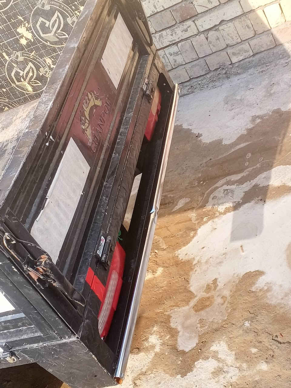 سلام عليكم ستوته للبيع 23 طالعه بل 25 كمرك تترقم مكان بغداد الحسينيه مال راشديه المو شراي الا يخابر فدوه أو مال جناي ما ابيع ولا اشتري ***********
