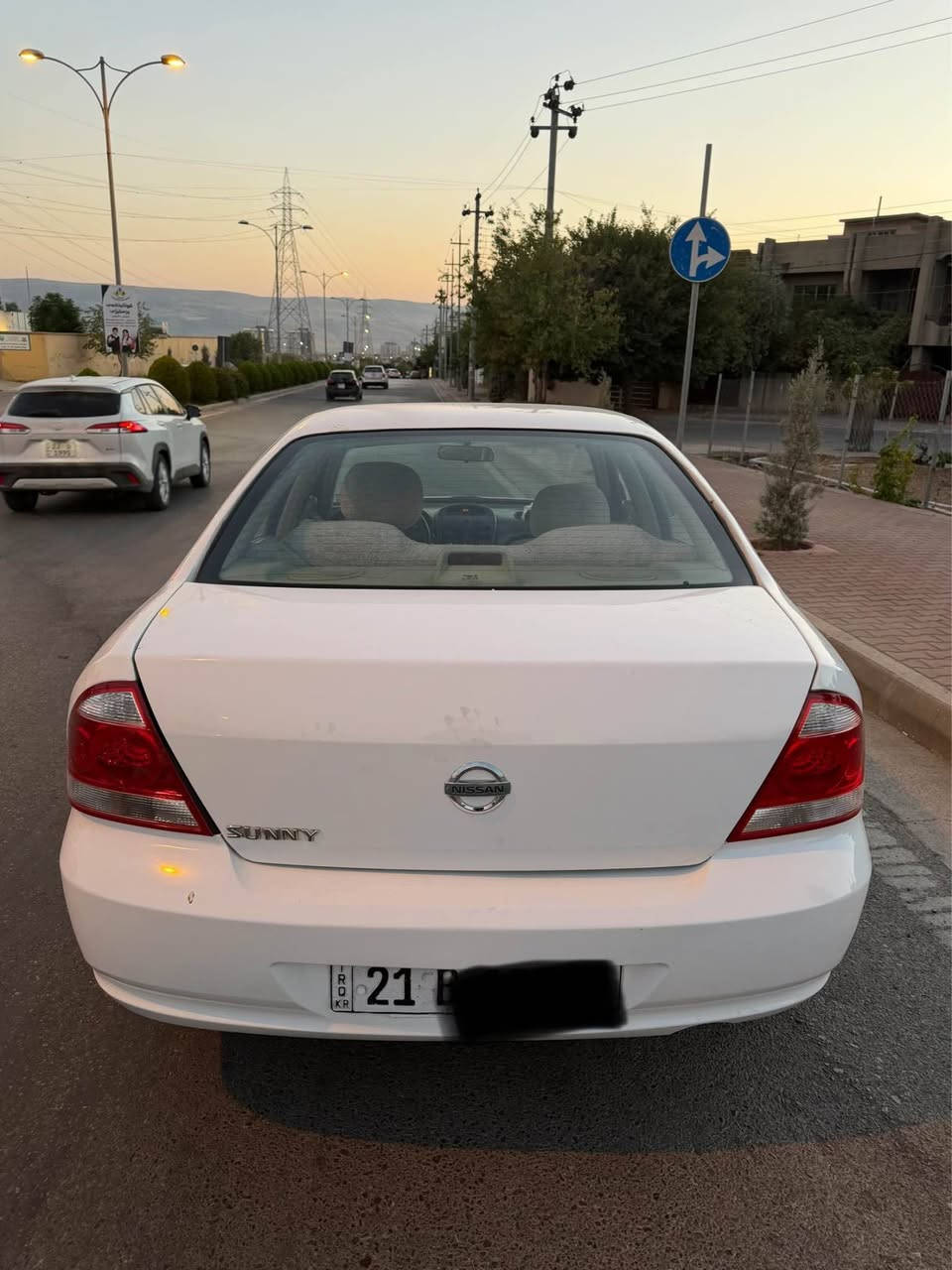 نیسان سەنی ٢٠١١
کۆری 
سەنەوی تازەیە
بە شەرتی گێڕ و مەکینە و تەبرید 
سۆنەرەکەیم داناوە دەعمی دواوەی هەیە
سەیارەیەکی تن و تۆلە ماڵی دۆستە سێعری ٨٨ وەرەقە و مەجالێکی برایانە 
***********...سلێمانی السليمانية, العراق
