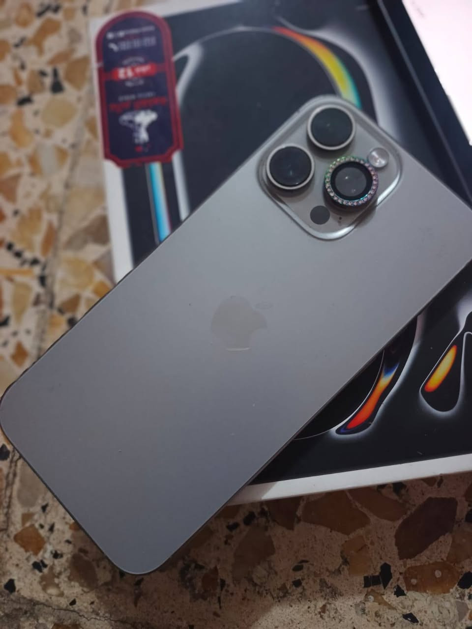 ايفون 16 برو ماكس ذاكره 256 
جهاز وتر بروف نضيف زلغ مابي بطاريته شوفه عينكم 
سعره 1300 وبي مجال مكاني بغداد حي النصر 
*********** بغداد, العراق

نص مكتوب في الصور:
- 11:46 حالة البطارية عادية حالة البطارية تعمل بطارية iPhone هذه على النحو المتوقع. حول البطارية والضمان... الحد الأقصى للقدرة 87% هذا قياس لقدرة البطارية مقارنة بقدرتها عندما كانت جديدة. قد تتسبب القدرة المنخفضة بتقليل ساعات الاستخدام بين عملية الشحن والأخرى. عدد الدورات 579 هذا هو عدد مرات استهلاك iPhone لقدرة البطارية. معرفة المزيد... تاريخ التصنيع أكتوبر 2024 أول استخدام يناير 2025