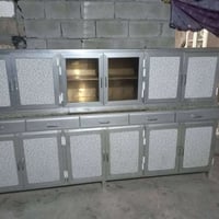 كاونتر مترين وستين كويتي مستعمل نضيف للتواصل 07725408610