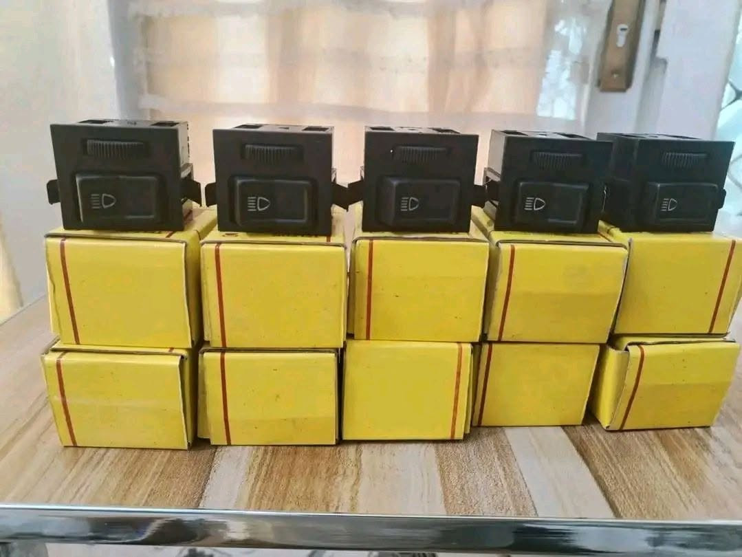 دكمة لايت برازيلي
واتر بم
تريشة صندوك
مكائن جام امامي يمين يسار
ماشة كلج محرك مستعمله خارجيه
واشر قبغ ولفات
بولبرن كلج
العنوان ديالى بعقوبه حي المعلمين توجد خدمة توصيل لجميع المحافظات ***********
