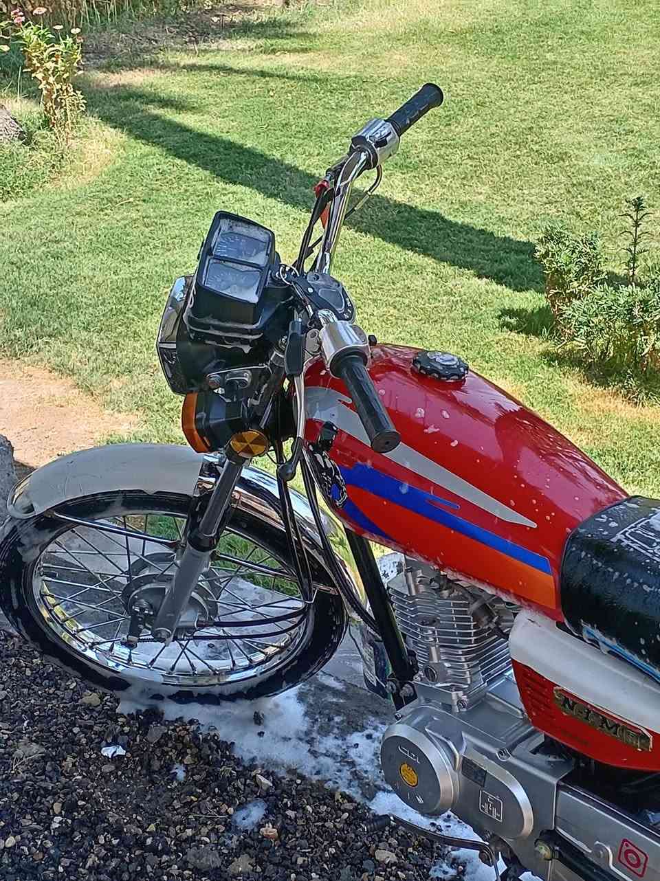 للبيع موديل 23 
اوراق سكنر كفاله عامه دراجه جديده
ماعدا الخسفه مال التناكي كدامك موضحه ب لصوره
مكان: كربلاء_الحسينية،الگنطره البيضة
السعر 550وبيها مجال
***********
