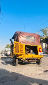 تكتك للبيع 2020  السعر 7 وبيه مجال المكان بغداد العبيدي مشروكه مره وحد...