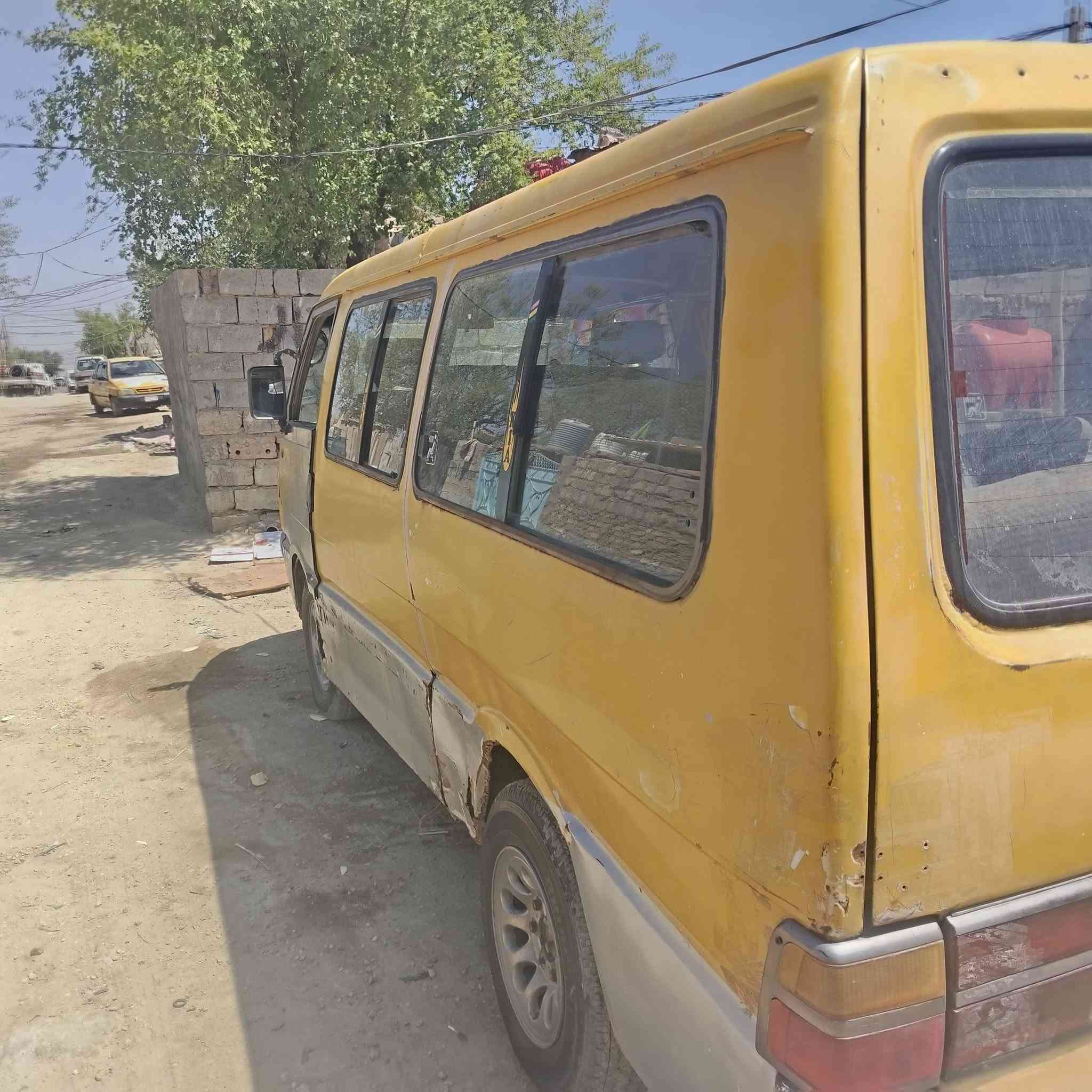 سلام عليكم كيه بسته موديل ١٩٩٥ كير مكينه واكسن خير من الله كهربائيات شغاله تخم تاير سلف جديد باتري جديد سياره جهاز غرفه نضيفه سياره جاهز كبل الشارع مانقصه شي سعر ١٣، ***********

