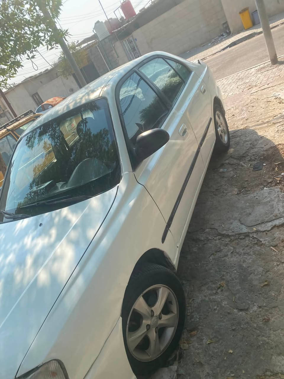 سيارت كسنت مديل 2001 واحد سنويه منتهيه 22 وعشرين مكينه تبخير توه بادي وكير بي صفنه عل واحد نوب تمشي طبيعي حداده جديده بس درايم شفت يم جهت سايق تبديل يرادله سياره تخم تاير جديد تبريد كمبريسر محترك دواخل نضيفى ناقصه بس مسجل  سياره عنواني القبله حي جامعه سعر 34 ورقه وبيه مجال رقمي ***********
