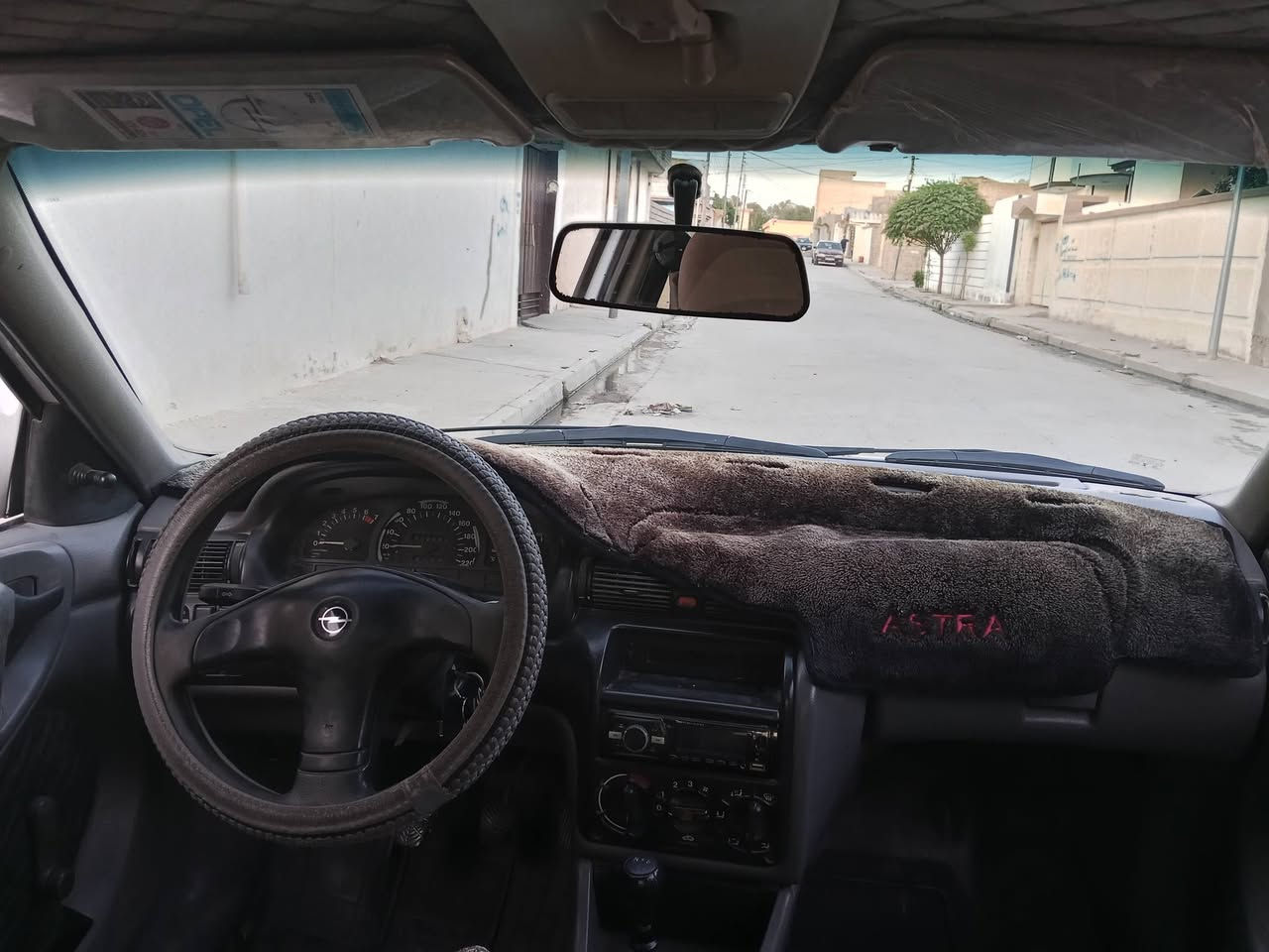 استرا للبيع موديل 93 مكانها تلعفر رقم موبايل اسيا/*********** رقم موبايل كورك/***********
