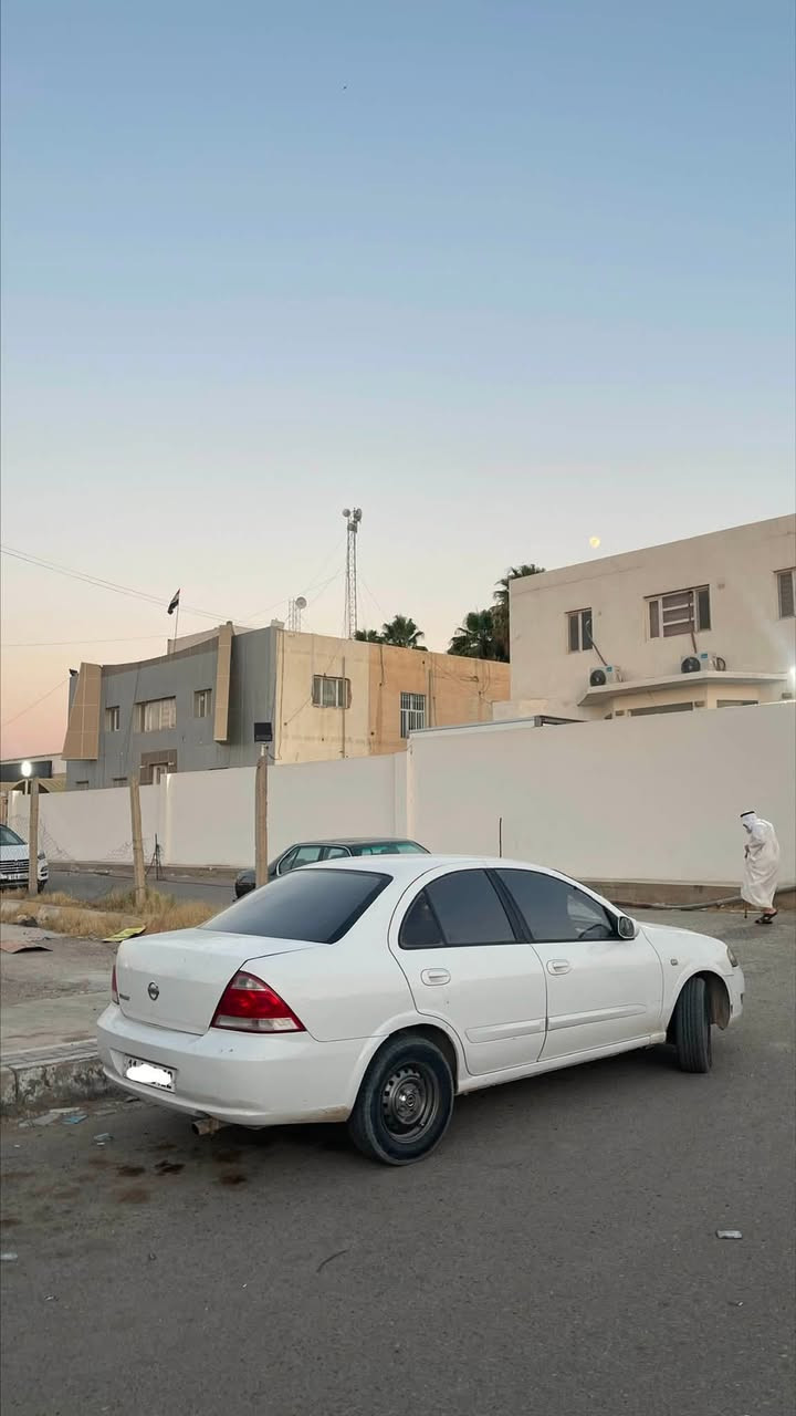 السلام عليكم
‼️مكلف بالنشر‼️
✅سيارة صني كوري للبيع✅
✅بيه قطعتين صبغ 
✅محرك مكفول
✅كير مكفول
✅السيارة حلوة كاعدة 
✅تبريد ثلج
✅صدر مكفول جديد
✅رقم دولي بغداد 
✅الرقم ***********
