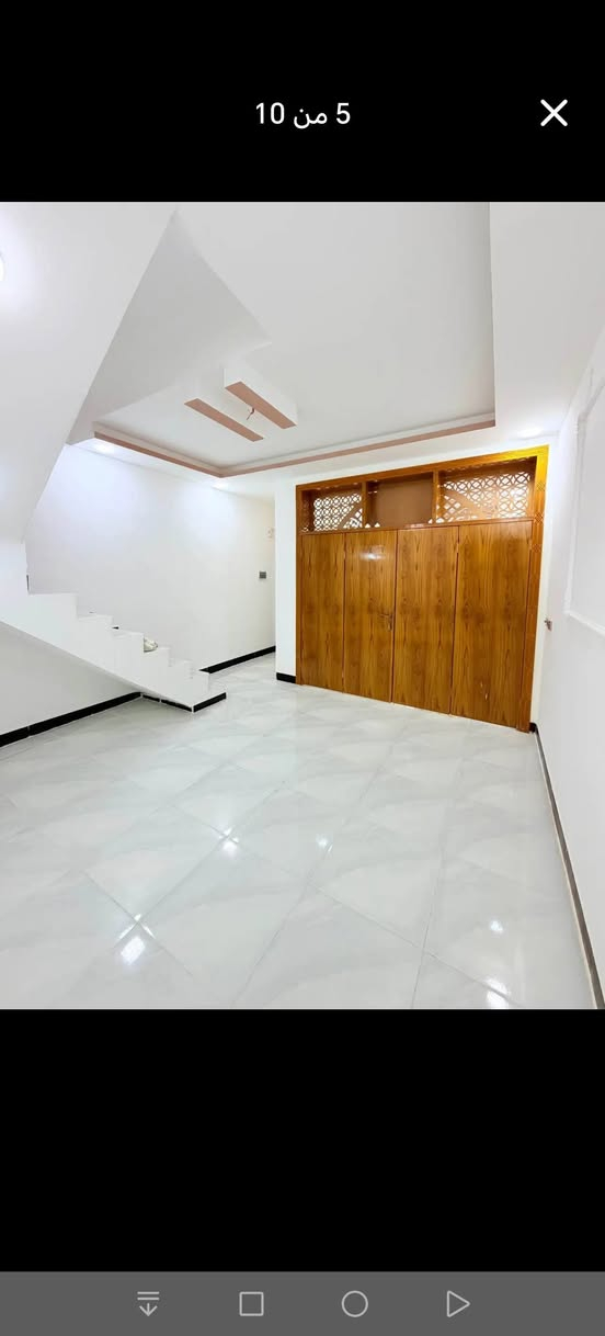 سلام عليكم
بيت 🏠 عدد 2 للبيع مساحه الواحد 100متر

طابو زراعي 

بيت جديد ما مسكون غرفه +صاله+مطبخ +استقبال 
حمامات 

بناء درجه أولى طابوق جمهوري اساس سقف صب كونكريت مركزي 

سعر45مع مجال 💸 

جميع الخدمات متوفر كهرباء +ماء+شارع 10

نجف شارع صب عمود ٣٢١قريب ع سوق 

أتصل وتدلل *********** وأتساب 📞📞 النجف, العراق

نص مكتوب في الصور:
- 5 من 10
- 10 من 10
- 1 من 10
- 7 من 10
- 3 من 10