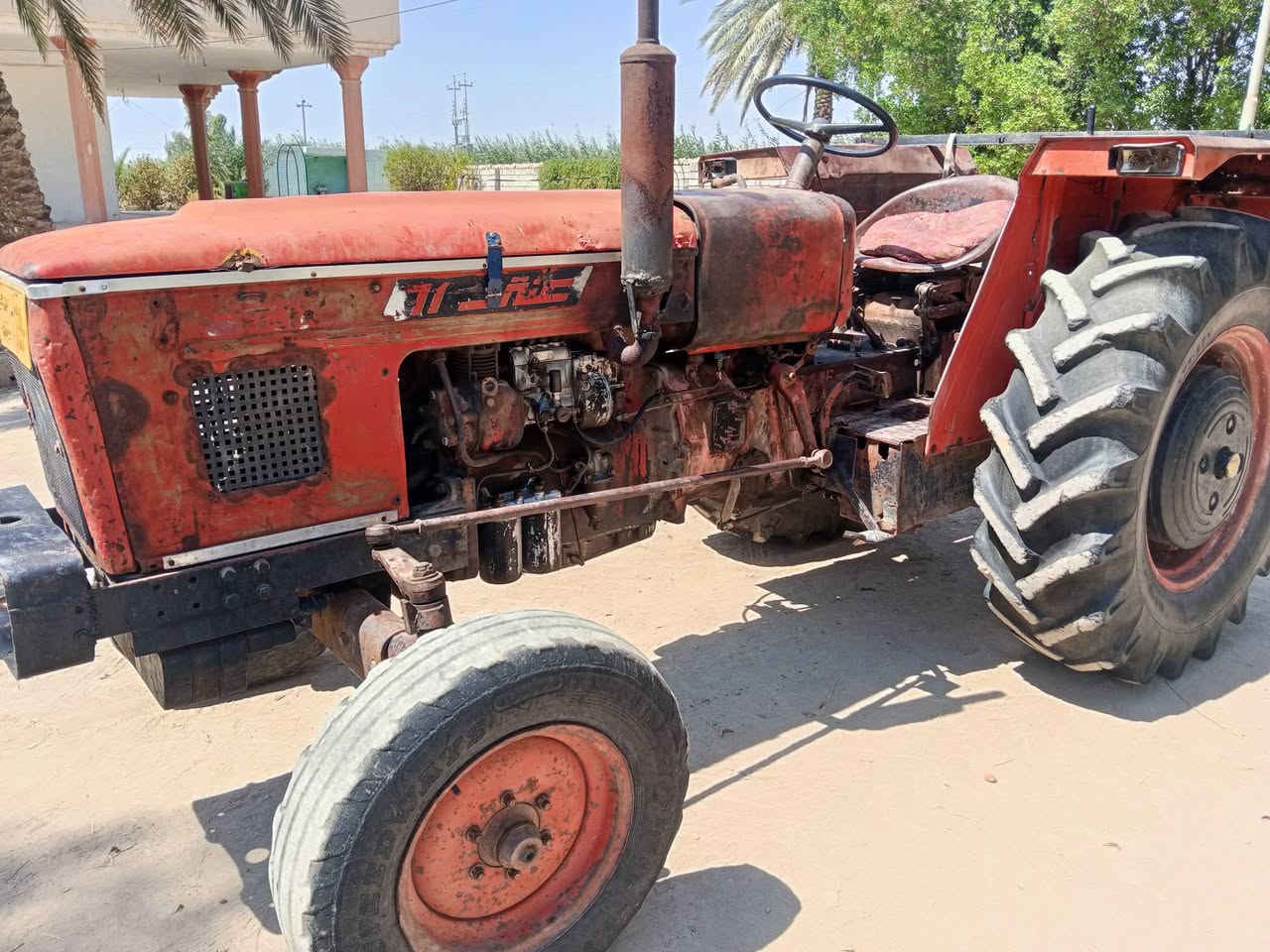 عنتر 71 موديل 85 رقم وسنوية بدون تحويل
مكينة جاهزة من محرك  بم هيدروليك كير  كيج حماوة شغال نكرة سلف 
ثكال الامامي وخلفي 
بريك دهن 
السعر 4400 وبيها مجال 
المكان بابل مشروع المسيب 
للاستفسار الاتصال على الرقم 
***********
اخوان الموشراي لا يتصل رجاءا
