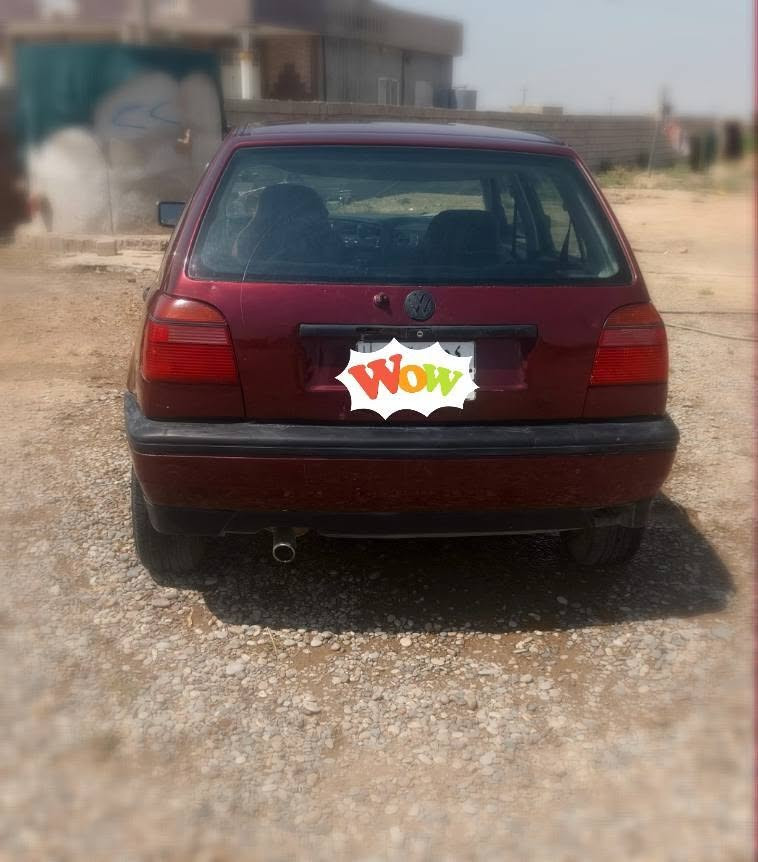 السلام عليكم موديل كولف 92 رقم الاماني  كركوك لون ماروني صبغ عام جماليه كير محرك سنويه جديده تريد نظافه فول واحد على واحد شرط تحويل  السعر 38 بيها مجال التصال ***********
