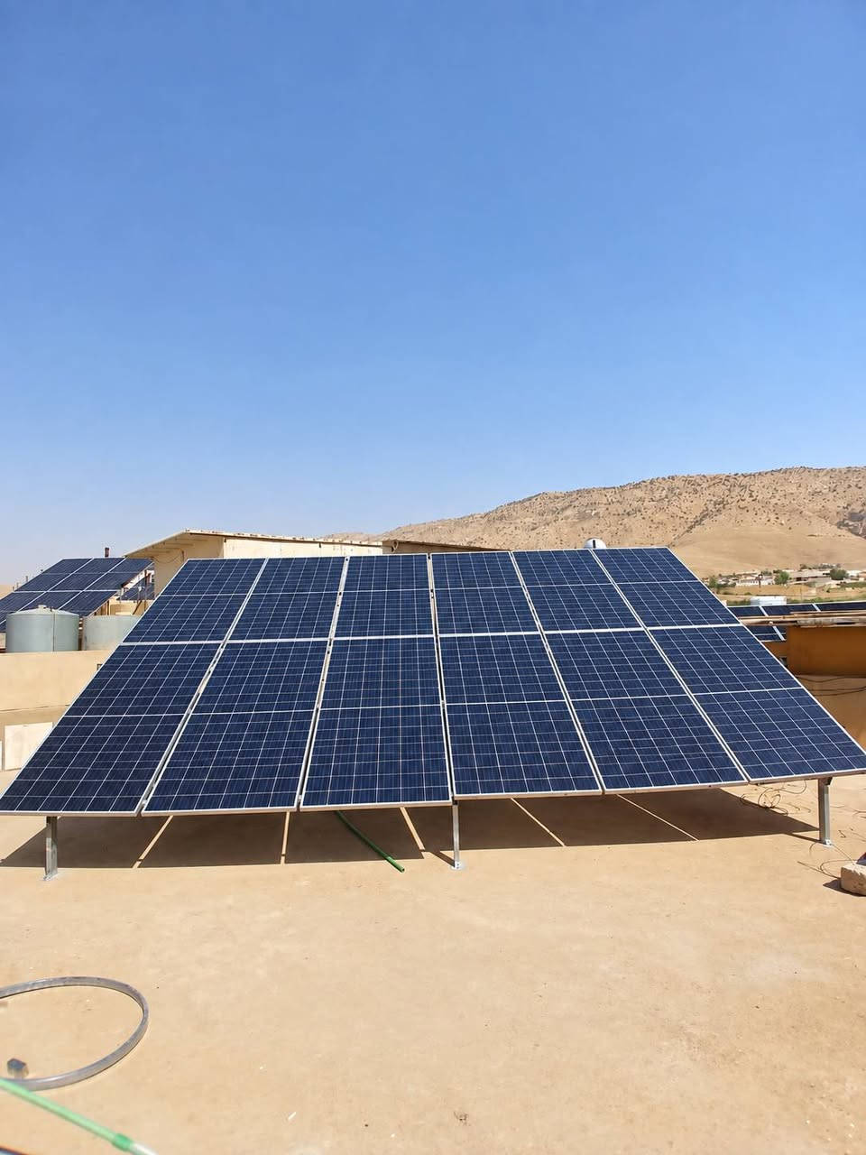 ☀️ منظومة شمسية جديدة – قرية ميركي

من تنفيذ شركة الطاقة الذكية ⚡

👤 الزبون: السيد وليم بلحد ميركي
📍 الموقع: قرية ميركي
⚡ التجهيز: 22 أمبير صباحاً | 16 أمبير مساءً

🔹 انفيرتر HZ 6kW IP65 — ضمان 5 سنوات
🔹 بطارية Vami Lithium 16kWh — ضمان 5 سنوات
🔹 ألواح شمسية 620W عالية الكفاءة — ضمان 12 سنة

✅ كهرباء مستقرة
✅ تقليل الاعتماد على المولدات والوقود
✅ أداء موثوق طوال اليوم

📍 بعشيقة – شارع البانزيخانا
📍 الموصل – الطريق الرابط بين سايدين سعدي مهدي وتقاطع المصارف

📞 للاستفسار:
Korek: *********** | ***********
Asia: ***********

🌐 www.taqa-smart.com

☀️ استثمر بالشمس… وودّع مشاكل الكهرباء.

#شركة_طاقة_الذكية #الطاقة_الشمسية #منظومات_شمسية #Taqa_Smart #Bashiqa #Mosul
