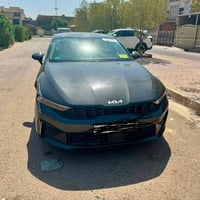 وبركاته كي فايف 2025 ماشية 4000 اخته. الزيرو  سيارة بيه طختين بيسيط با...