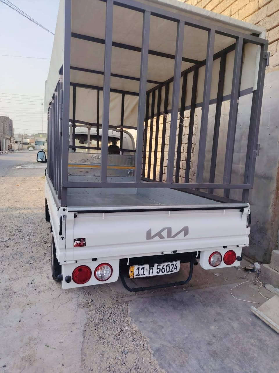 السلام عليكم ورحمه الله وبركاته عندي سيارة للبيع كيا حمل موديل ٢٠٢٥ السيارة ماشية ٥٦٧٥ كيلو وكالة لؤلؤة البخيت  سيارة جاهزة من كل شي وبضمان الشركة السيارة للبيع وسعرها مقارنة بالسوق أرخص من المعروض ولعدم حاجتي لها  سعرها ١٦٥ ورقة ونسأل الله تعالى أن يرزق الجميع مكان سياره سامراء
للئستفسار اتصل بصاحب السياره ***********
