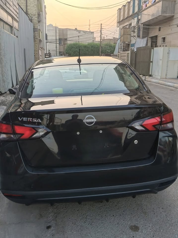 فيرسا ٢٤ • ماشيه ٤٠ الف • بدون ايرباك