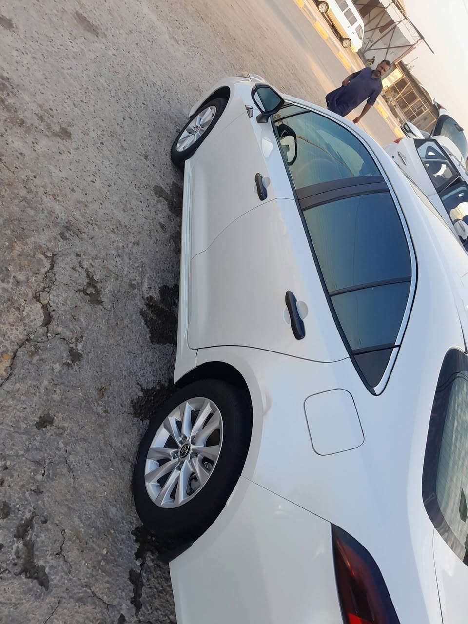 كورلا ساز موديل ٢٠٢٥ خليجي
ماشية ٢٠ الف 
بعدها بالضمان والدهن على الشركة
السيارة بيها شخط بالبيبان الخلفية ، خلف السايق مصلحه بارد والجهة الثانية بعده 
وبيها بخشم البونيد وبطرف قبق الجنطة مفتوحة الدعامية الخلفية فقط
مثل ما موضح بالصور فقط لا غير
السعر ١٨٠ 
بيع او مراوس 
مكاني الكوفة 
***********
