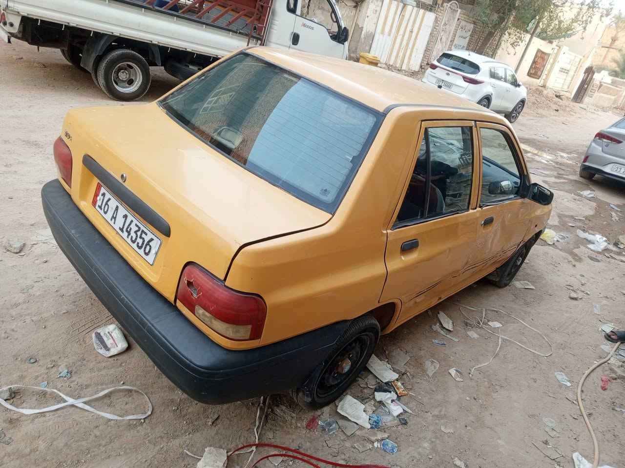 السلام عليكم سايبه للبيع موديل 15 سياره جاهزه على اخر حبايه من جير ومكينه وحداديه وتبريد ومكينه برايت حداديه جديده رقم انجليزي هيئه وغرامات مصفره عنوان السياره الديوانيه  السعر 28 وبيها مجال للتواصل على هذا الرقم بي واتساب *********** بيع مستعجل
