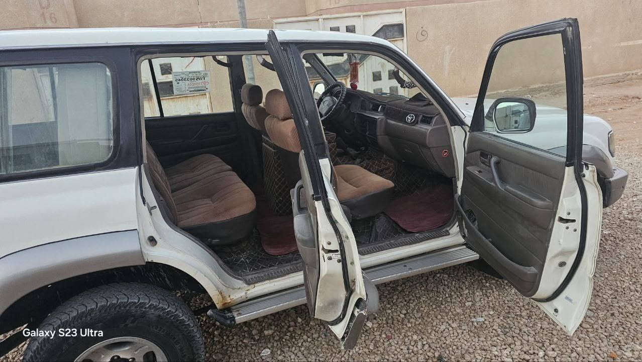 لاندكروز موديل 97 نجف مقفوله السعر 75   ***********
