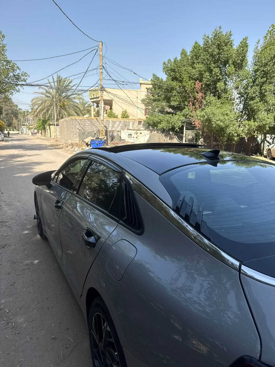 السلام عليكم
K5 جيتي لاين 2025 
فول مواصفات بنوراما 
مكينه 2500 تنفس طبيعي 
رادرات 
تحديد مسار 
تشغيل عن بعد 
كشنات جلد حضن 
كشنات إماميه تدفئه 
تخم تاير جديد 
صدر امامي خلفي جديد 
كير مكينه جديدات 
تبريد ثلج 
بعد بيه هواي مواصفات 

حادثه بجم بيه تعديل بسيط بالشاصي بدايته صفحه السائق 
صار تبديل جاملغ وبنيد مال كصه وصبغتهم و جاملغ بارد 
قبق الجنطه فقط صبغ بدون حوض و دواخل 

السياره جاهزه للأخير 
سعر 173 وبيه مجال للشراي 

مكانه بابل جبله 
***********
***********
