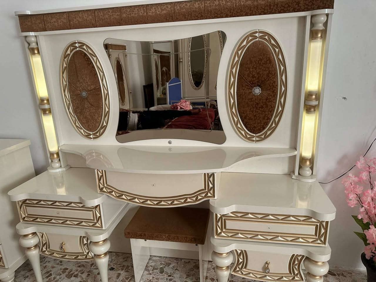 غراض بيت للبيع بسبب الانتقال للاستفسار واتساب 
*********** 
مكلفة بلنشر مو الية راسلو واتساب 

#خاتون👑
