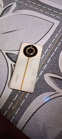 ريدمي ١١ برو بلاص 5G • ٥١٢ • شاشة مكسورة