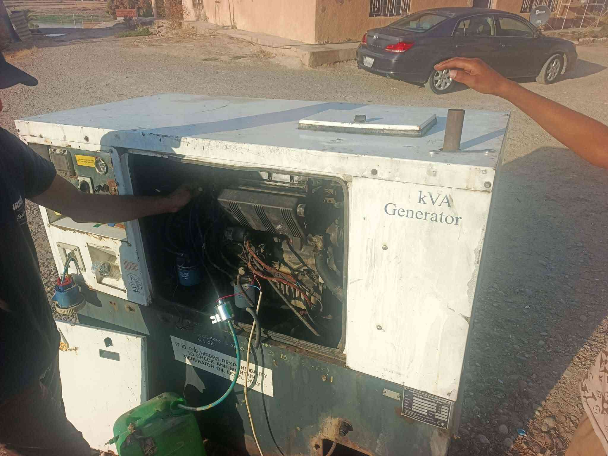 السلام عليكم مولد لمبرديني ايطالي
4 سلندر  16KV  للبيع
للاستفسار اتصل على
***********
