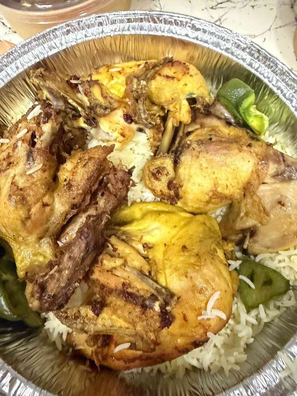 بلغدة لاتحتارن. ودوام. مستمر. وترجعن. تعب. ودوخه. براسجن

هذا الغدة يمي. نظافه. طعم. جمال. اخلاق 😁

رقمج. عنوانج.  يوصل باب بيتج

مكاني ديوانيه عروبه رقم الحجز ***********

نص مكتوب في الصور:
- من بيت زبونة مقلوبة جنن
- manosh9
- ٢٠٢٥/١١/٣٠ ٩:٥١ م أنت ٦٣ ٢٨ تاحينة جنن
- من بيت الزبونة مقلوبتي
- مقلوبة دجاج