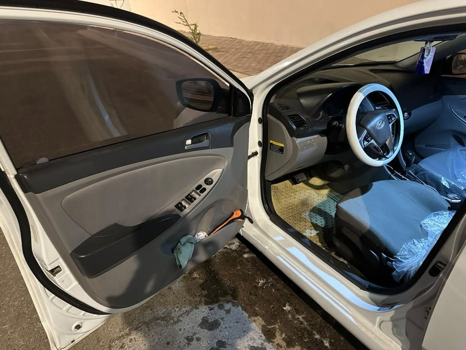اكسنت • ١٦٠٠ • ضربه