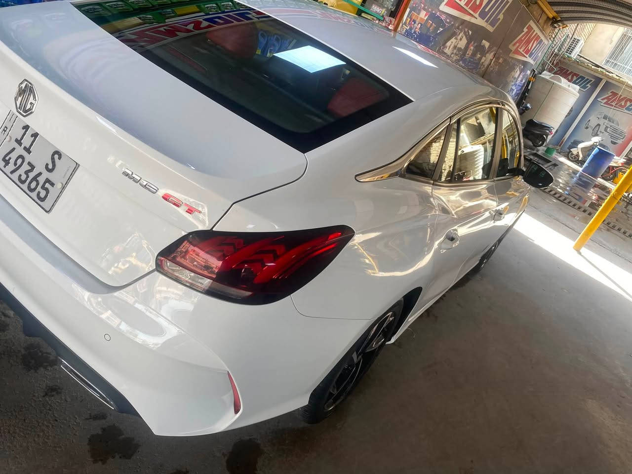 luxury Mg gt
رقم بغداد
موديل 2023
ماشيه 100 الف
محرك ١٥٠٠ تيربو
كير دبل كلج DCT. مفتوح مبدل كلج داخل الشركه
فول مواصفات 🔥
فتحة سقف سلايد
 بصمة 
 قفل سرعه و abs 
اوتو هولد
 قطعتين تبريد ودواخل جلد لونين
شفتات ستيرن تحكم جهتين 
 كيجات كومبيوتر و مواصفاته معروفة 
السياره بيهه صبغ بابين وجاملغ عكس السايق 
عنوان مشتل شارع المطبك

سعر 112 بي مجال 

***********

