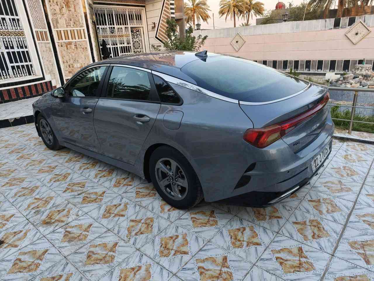 كي 5 2022 وارد امريكي صبغ اربع قطع حادث امريكا موضح بالمنشور ماشيه 70 مواصفات السياره فول بدون بانوراما وبصمه مكينه 1600 تيربو مكينه كير حداديه تخم تاير كله بشرط سياره جاهزه من كل شيء السعر 124 هاتف***********
