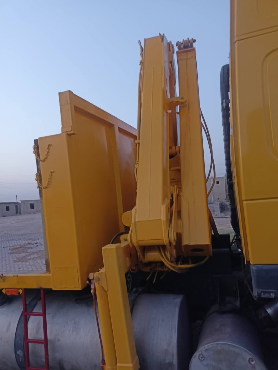 للبيع للاستفسار الاتصال على الرقم التالي ***********
***********
