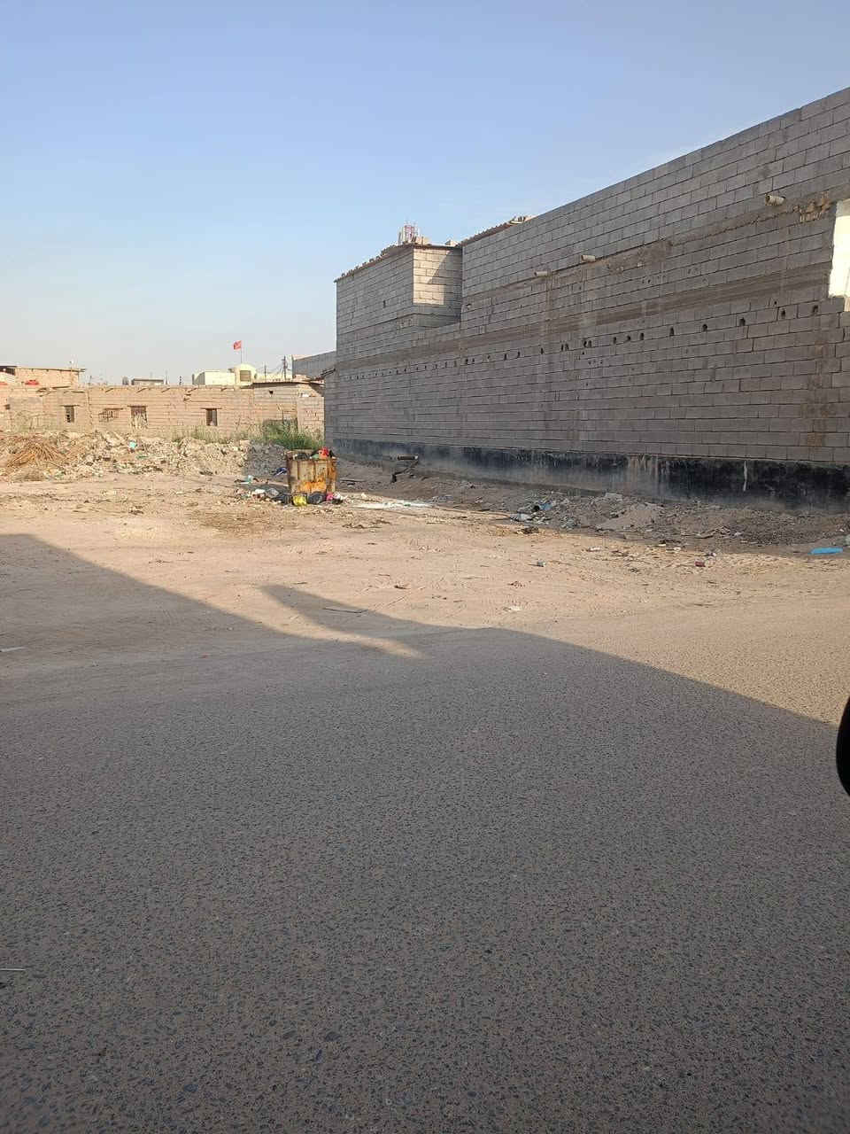 أبو الخصيب البطاح • ١٠٠م • شارع تبليط
