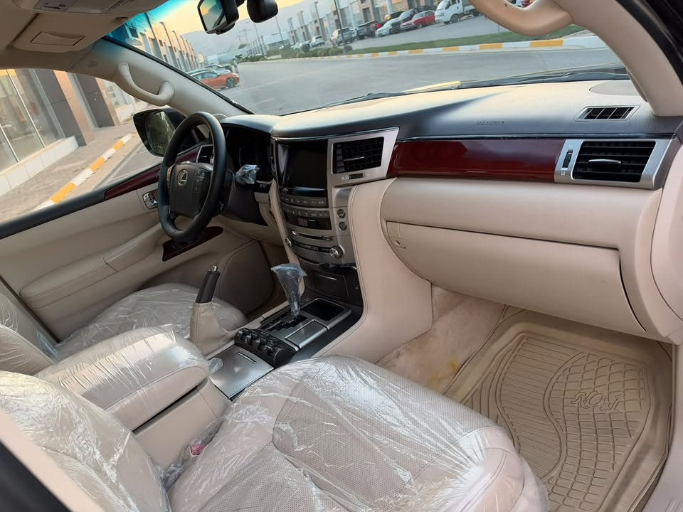 بريم • ٢٠١٢ • ماشيه ١٨٠ الف