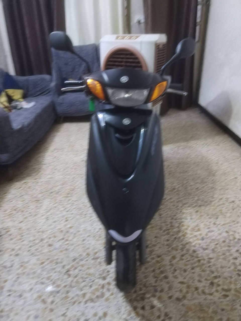 بريز حديث لايت عالي كله شغاله اي نقص مابيه نضافه فول دراجه جديده لوك السعر ٦٥٠ بغداد المشتل ***********
