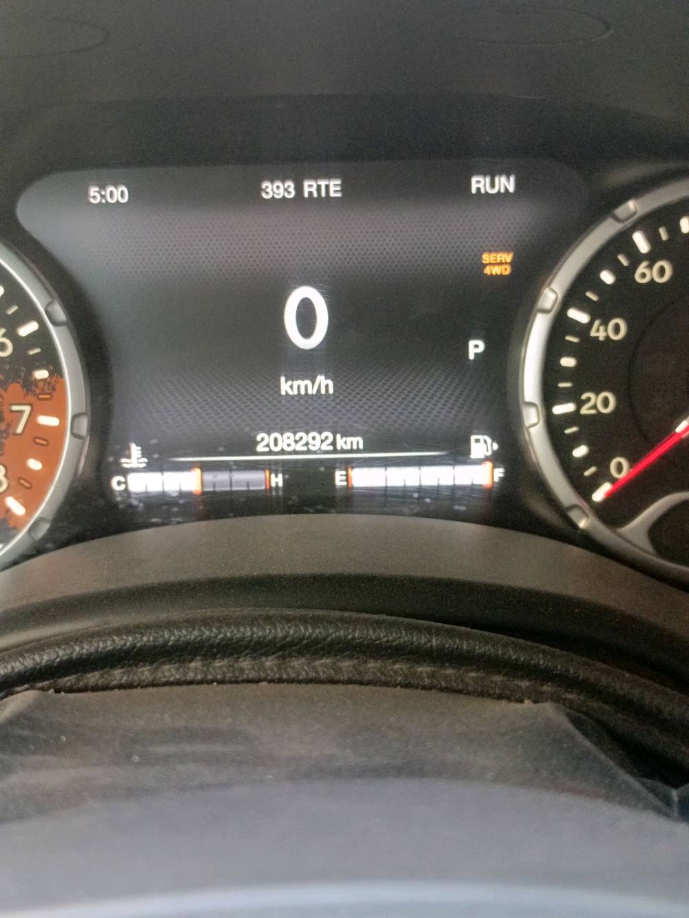 جيب رينجيد مديل 17 بيه باردين غرق تعمل وتسير مكان البصره المطيحه سعره 95 وبيه مجال