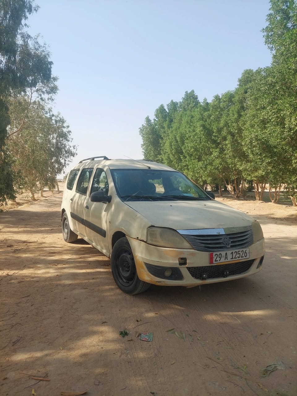 رينو لوجان • ٧ راكب • رقم واسط