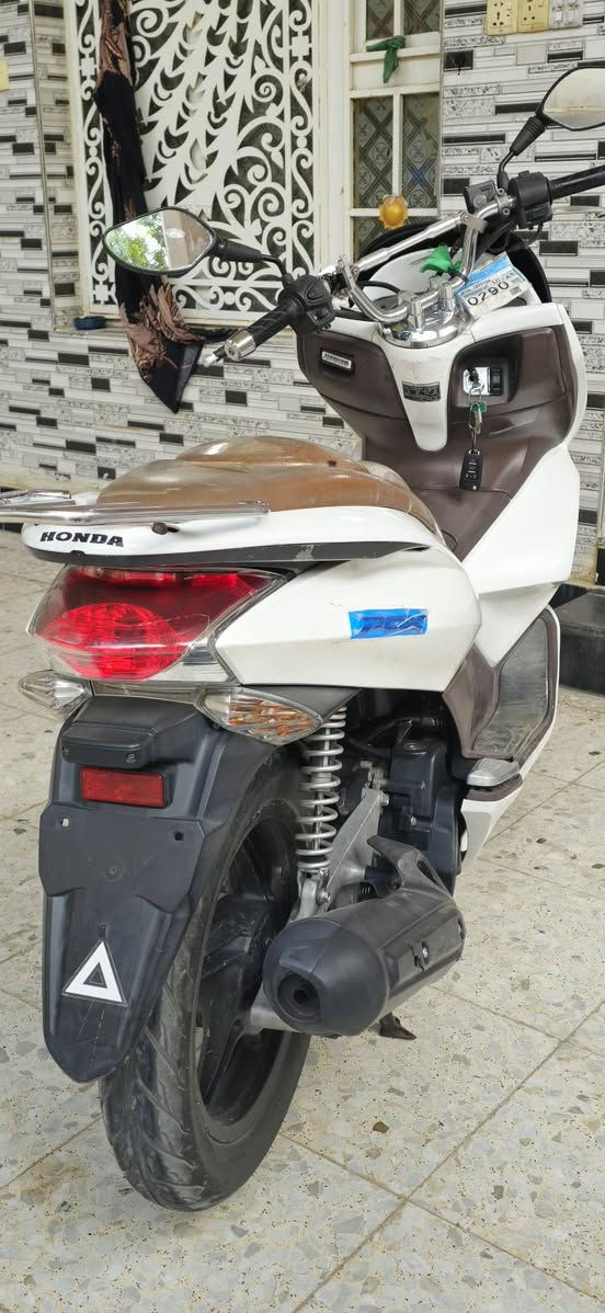 PCX • ياباني • ١٢٥
