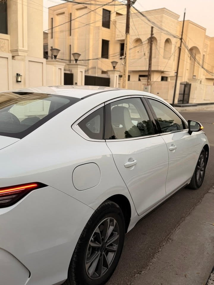 للبيع | BYD Destroyer 2025
سيارة بحالة الزيرو، نظيفة جدًا وما تحتاج أي مصروف.

• موديل: 2025
• الممشى الكلي: 1000 كم فقط
• مكفولة
• استخدام خفيف جدًا
• السيارة بحالة الوكالة بالكامل

للجادين فقط، والتواصل على الخاص أو الاتصال.
***********📞
