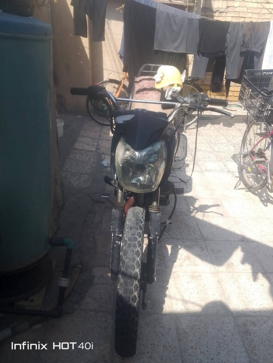السلام عليكم  دراجه هويشه
5كير 
150cc
دراجه جانت متروكه رجعتها ابحالت وكاله 
عوزها كفرات وترتيبات شويه 
مكان الدراجه الصويره  
سعر 300وبيها مجال للشراي مو شراي لاتعبني وتعبك 
الرقم ***********غير متواجد على الانترنيت
