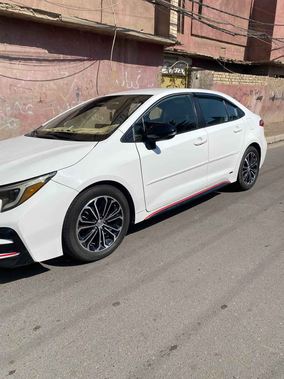 سلام عليكم كورلا البيع موديل 23بانزين وهايبرد أمريكي موصيني فول من عده الفتحه فور ويل حادثه بنيد وجاملغات قفط بيهن مكانات بارد وبيه شخطه بل قماره على كد أصبع ومكحله وبيه مكانين بل تكمه جدن بصيطات مرشوش على مدهن يعني مكانين كلش زغار مكفوله شواصي لغود بدون اي دواخل كير مكفول كفاله عامه مكينه 1800هايبرد وبانزين مكفوله صدر مكفول تبريد ثلج تراي السياره زيرو ماشيه 45كيلو على وضع الشركه اي نقص مابيه رقم بغداد الجديد بسمي هزه جديد مصفر من كلشي مكان السياره البياع أو المنصور مكان شغلي ممتواجد عل فيس رقم ***********السعر 128 وبيه مجال كلش بصيط
