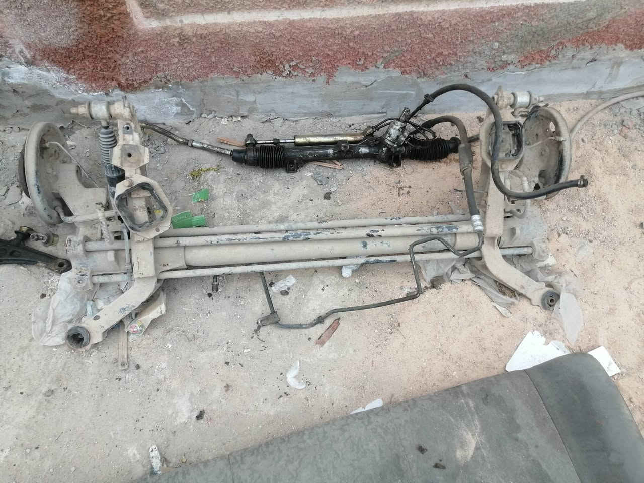 سامند • اربع بيبان • قطع اماميه