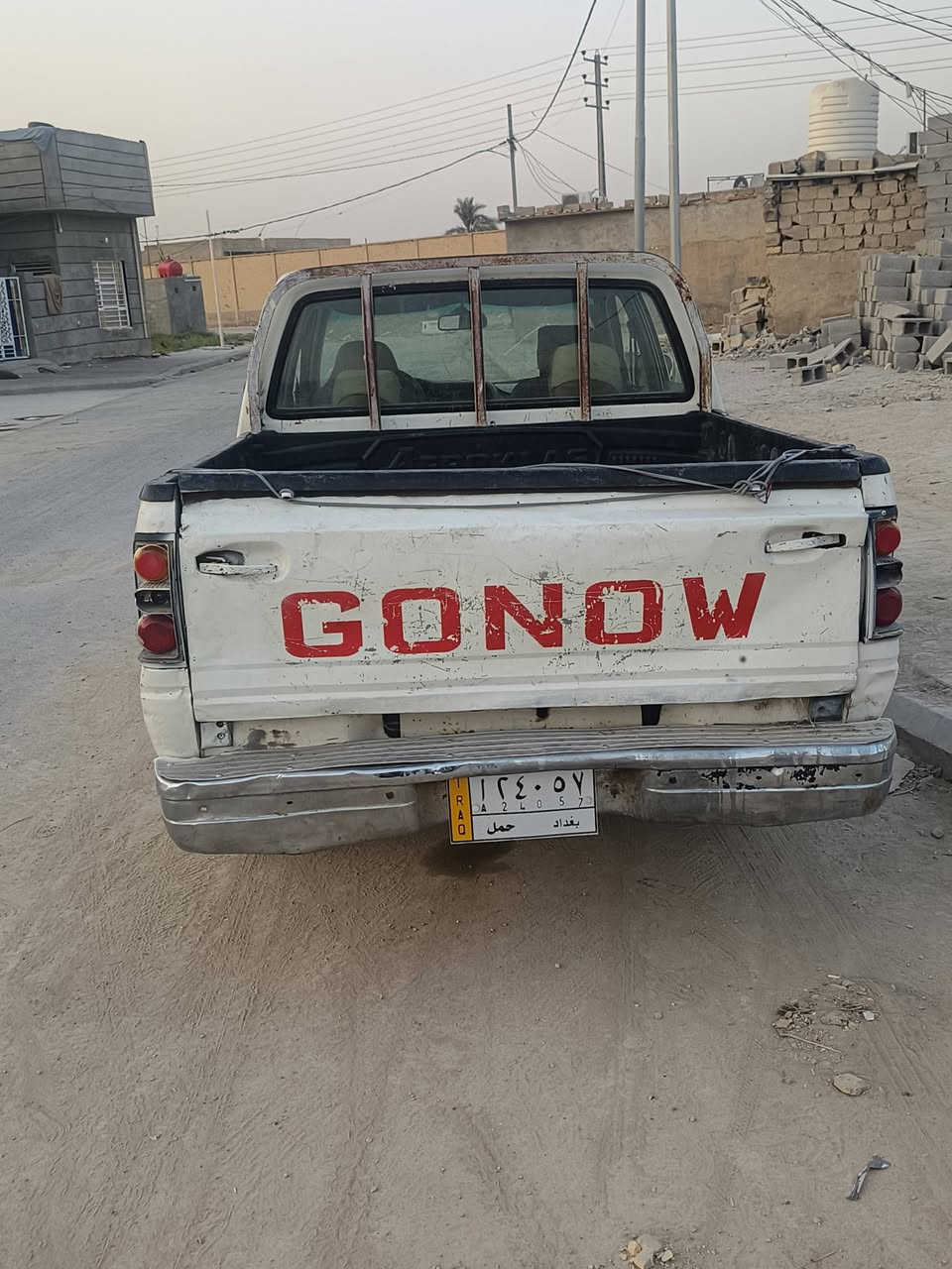 سلام عليكم سياره كنوه مديل 2007كهربائياته جاهزه بس مساحات وجام مو شغال وبيه خيط تبخير قليل تخم تاير جديد وسبير وياه معه محرك وياه مالته لاصلي وكشره وغرفته واضحات بتصوير خياسات مابيه مكاني واسط النعمانية سعره 22ورقه وبيه مجال خاص ماكو تصل ‏‪***********‬‏ وشراي بي خير ويدللل

